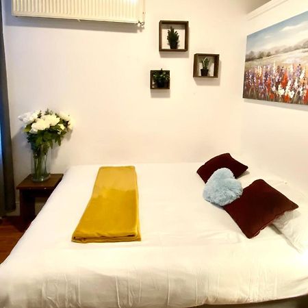 Appartamento Newday Property - Golders Green Londra Esterno foto